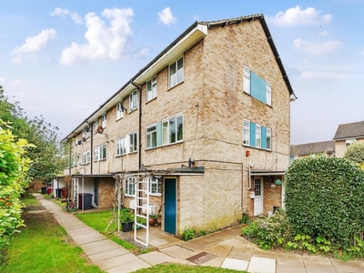 2 Bed Flat/Apartment For Sale in Slough, Berkshire, SL1 - 5374583