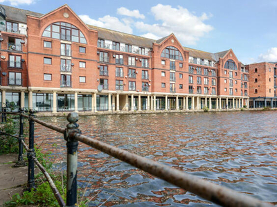 2 Bedroom Apartment For Sale In Cardiff Bay