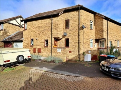 2 Bedroom Semi-detached House For Sale In Milton Keynes, Buckinghamshire