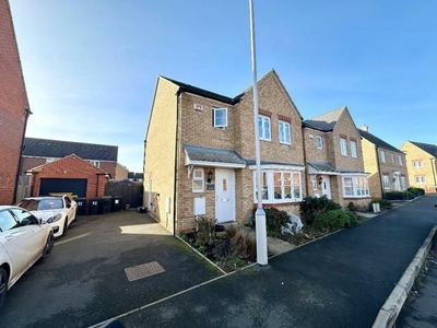 3 Bedroom Detached House For Sale In Flitwick, Bedfordshire
