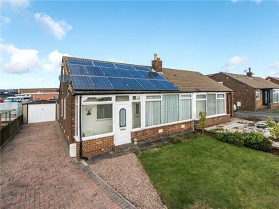 3 Bedroom Semi-detached House For Sale In Tingley, Wakefield