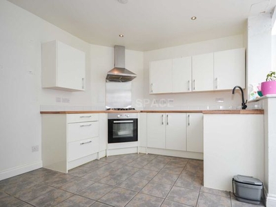 3 bedroom terraced house to rent Reading, RG30 6XG