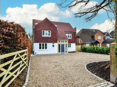 5 Bedroom Detached House For Sale In Farnham Common Windsor