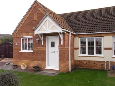 Bungalow to rent in Maple Grove, Heckington, Sleaford NG34