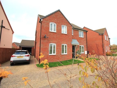 Detached house to rent in Edith Cavell Close, Wymondham NR18