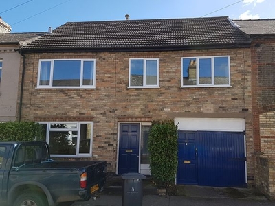 Detached house to rent in Ross Street, Cambridge CB1