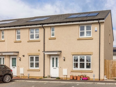 End terrace house for sale in 10 Cowpits Crescent, Whitecraig EH21