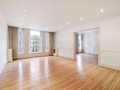 Flat for sale in Berkeley Court, London NW1