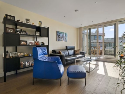 Flat for sale in Cascade Court, 1 Sopwith Way, London SW11