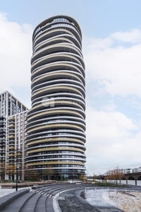 Flat for sale in Cassini Tower, London W12