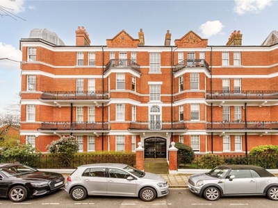 Flat for sale in Chiswick High Road, Chiswick, London, UK W4