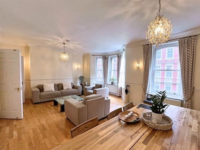 Flat to rent in Eastcastle Street, Fitzrovia W1T