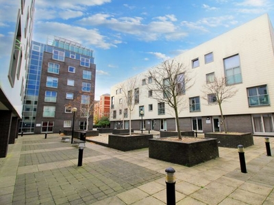 Flat to rent in Maidstone Road, Norwich NR1