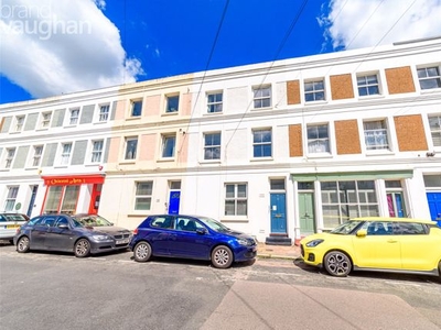 Flat to rent in Rock Street, Brighton, East Sussex BN2