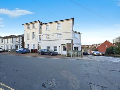 Flat to rent in St. James Road, Tunbridge Wells, Kent TN1