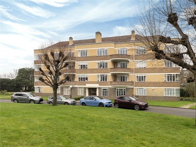 Heath Rise, Kersfield Road, London, SW15 4 bedroom flat/apartment in Kersfield Road