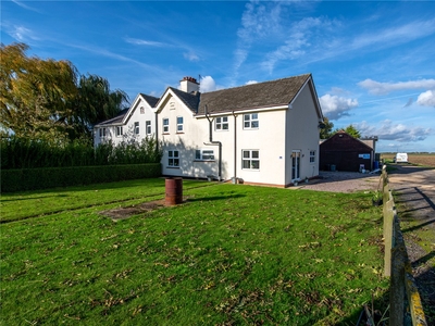 High Road, Moulton, Spalding, Lincolnshire, PE12 4 bedroom house in Moulton