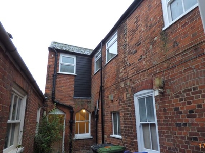 Maisonette to rent in Hungate, Beccles NR34