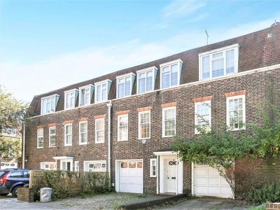 Property to rent in Holland Park Road, Kensington W14