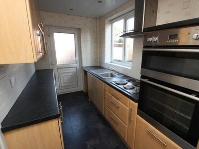 Property to rent in Uphall Road, Ilford IG1