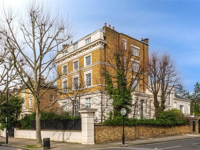 Spencer Court, Marlborough Place, St John's Wood, London, NW8 3 bedroom flat/apartment in Marlborough Place
