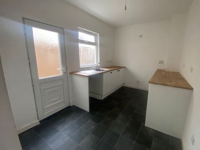 Terraced house to rent in Canterbury Street, Liverpool L19