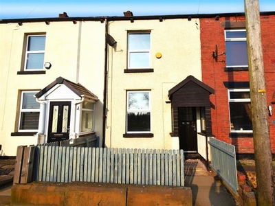 Terraced house to rent in Chorley Road, Westhoughton, Bolton BL5
