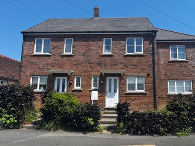 Terraced house to rent in Dunsley Place, London Road, Tring HP23