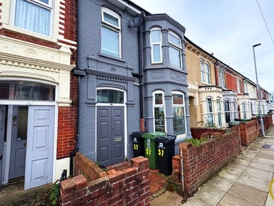 Terraced house to rent in Farlington Road, Portsmouth PO2
