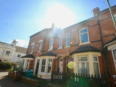 Terraced house to rent in Forest Grove, Nottingham, Nottinghamshire NG1
