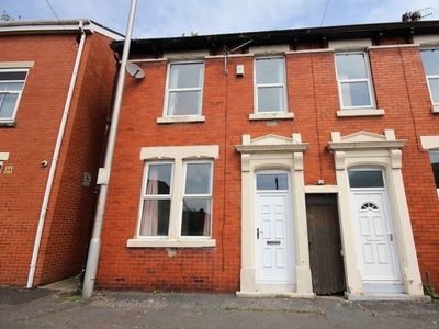 Terraced house to rent in Tulketh Road, Preston PR2