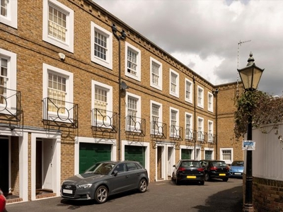 Town house for sale in Pencombe Mews, London W11