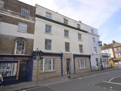 1 bedroom apartment for rent in High Street Herne Bay CT6