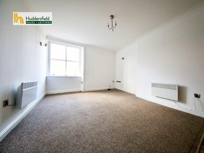 1 bedroom apartment for rent in Moorside Avenue, Huddersfield, HD4