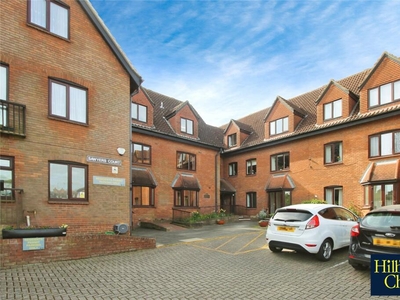 1 bedroom apartment for sale in Chelmsford Road, Shenfield, Brentwood, Essex, CM15