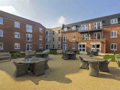 1 bedroom apartment for sale in Eastry Place, New Dover Road, Canterbury, CT1