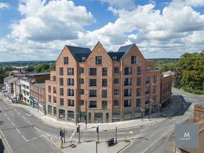 1 bedroom apartment for sale in Umiya House, 141-147 High Street, Brentwood, CM14