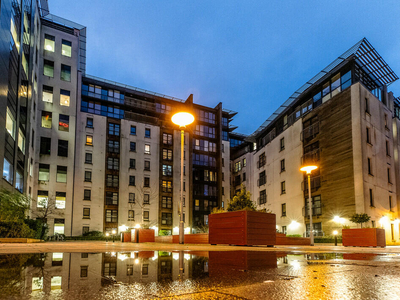 1 bedroom apartment for sale in Waterfront Plaza, Station Street, Nottingham , NG2