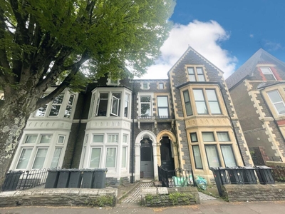 1 bedroom flat for rent in Connaught Road, CARDIFF, CF24