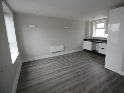 1 bedroom flat for rent in High Street, Gravesend, Kent, DA11
