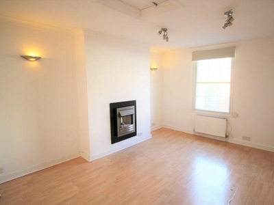 1 bedroom flat for rent in High Street, Sevenoaks TN13 1JF, TN13
