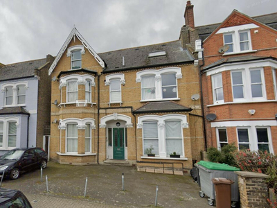 1 bedroom flat for rent in Newlands Park, Sydenham, SE26