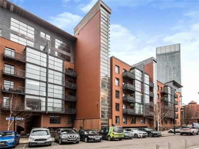 1 bedroom flat for sale in Deansgate Quay, 384 Deansgate, Manchester, Greater Manchester, M3