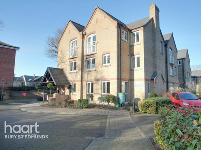1 bedroom flat for sale in Risbygate Street, Bury St Edmunds, IP33