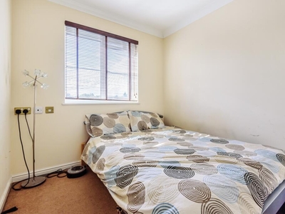 1 bedroom house share for rent in Fenners Marsh Gravesend DA12