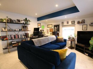 1 Bedroom Shared Living/roommate Leatherhead Surrey