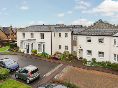 2 Bed Flat/Apartment For Sale in Egham,, Surrey, TW20 0DN, TW20 - 5331470