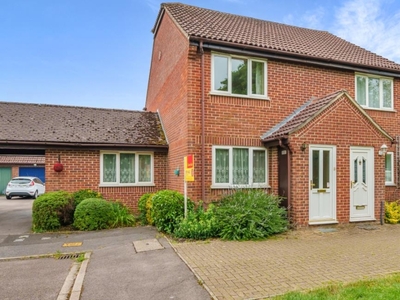 2 Bed House For Sale in Didcot, Oxfordshire, OX11 - 5076072