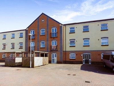 2 bedroom apartment for rent in St Austell Way, Swindon, Wiltshire, SN2