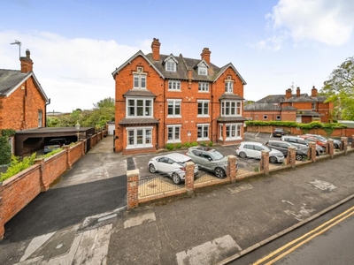2 bedroom apartment for sale in 38a Nettleham Road, Lincoln, Lincolnshire, LN2